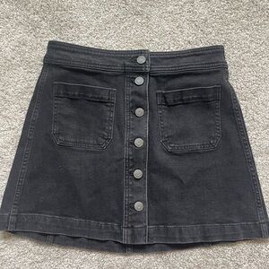 Madewell Stretchy Black Button-Front Denim Skirt